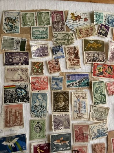 World stamp collection from 1933 onwards including a first day cover from The Vatican 1963