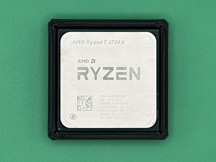 AMD Ryzen 7 3700X AM4 Socket 8 Core 16 Thread CPU