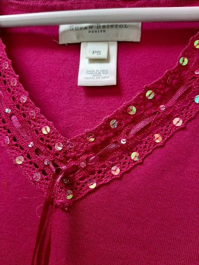 top short sleeves nice bead detail around neck