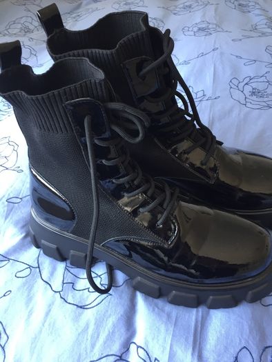 ladies boots black