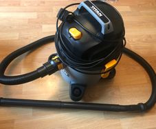 Titan Hoover