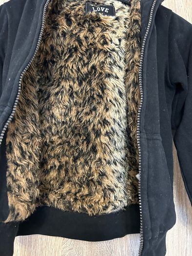 Girls hoodie size 6-7