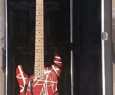 Left hand EVH RWBS guitar