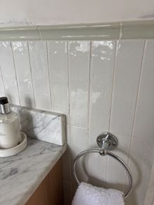Mandarin Stone White Hoxton gloss porcelain tiles