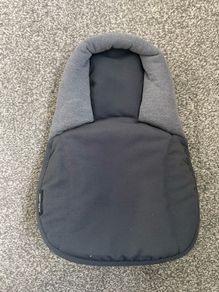 Maxi cozi newborn insert
