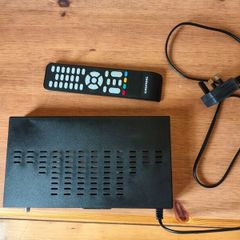 Grundig Freesat Box with Remote for Parts or Repair.
