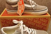 Girls VANS shoes NEW size UK 2.5