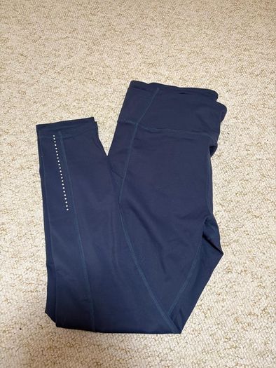 Lululemon leggings / navy / pockets / reflective/ new
