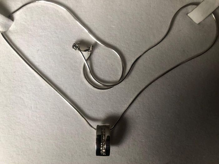 Sterling silver necklace and pendant