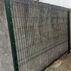 Fence, green mesh with posts