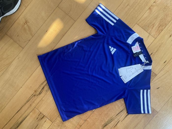 Adidas Age 9-10 t-Shirts AEROREADY 1 new
