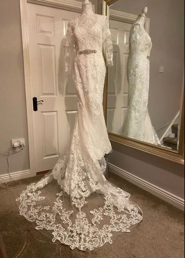 Ivory wedding Dress , Size  16