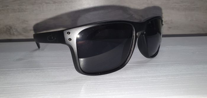 New Polarised Sunglasses ,Black matt