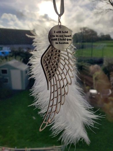 Christmas Tree Memorial Freepost