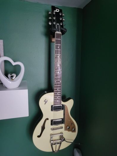 Duesenberg Starplayer TV Everest White Semi-Acoustic Guitar