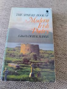 Modern Irish Poetry 1972 edited by Derek Mahon in good condition FREE STANDARD POSTAGE INCLUDED