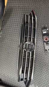 VW Passat B8 Front Grill