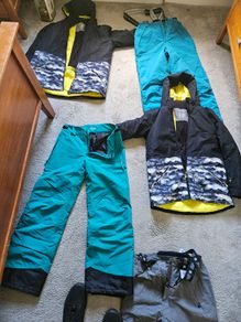 Skiing gear