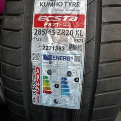 285/45/20 khumo x 2 new