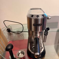 Delonghi Dedica espresso machine