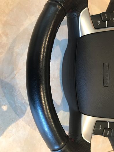 Ford Steering wheel and Airbag