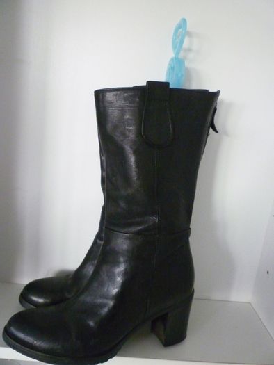 Manas Designer Black Leather boots. Soft All Leather High heel Italian. Uk 6.5 Eu 40. Excellent condition.