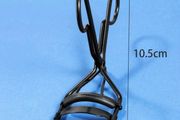 NEW Eyelash curler