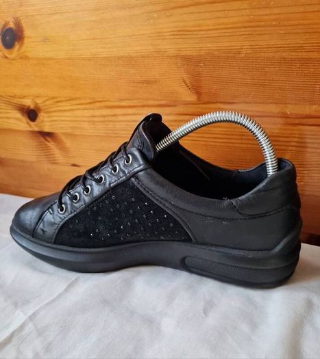 ecco soft 3 Size 6 eu 39 black In excellent condition