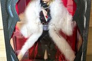 Limited edition Cruella disney doll