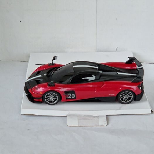 Scalextric Pagani Huayra Roadster BC Slot Car (Red + Black) - street supercar