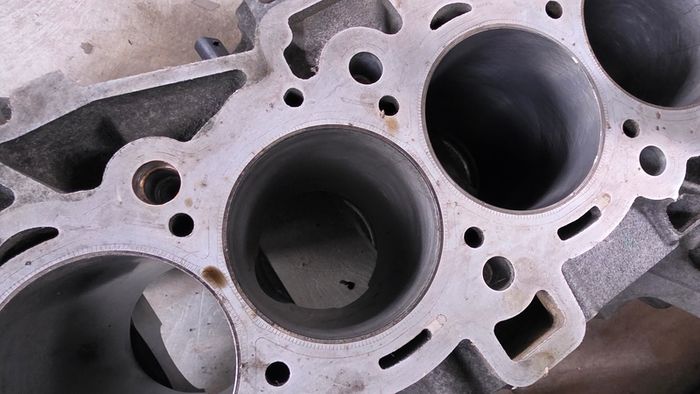 engine block jaguar 2.0d ingenium 204 dtd