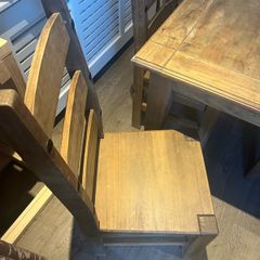 Vintage Oak Table and 6 chairs