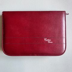 Burgundy leatherette fountain pen or pencil case