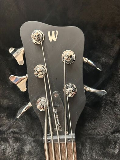 Warwick Rock Bass