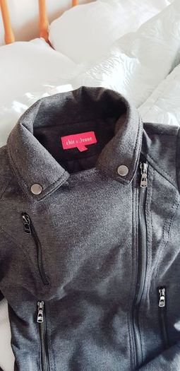 Chic & Jeune Grey Jacket - Size 8
