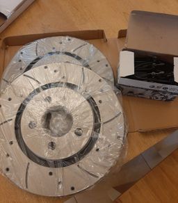 New Golf 280mm front discs and OEM pads