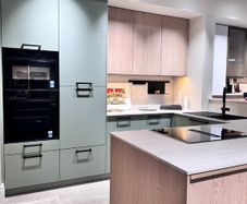Ex Display Bauformat Kitchen & Neff Appliances