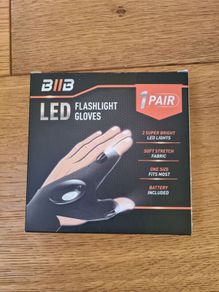 Flashlight gloves