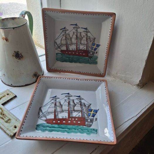 Pair of Galleon Display Plates