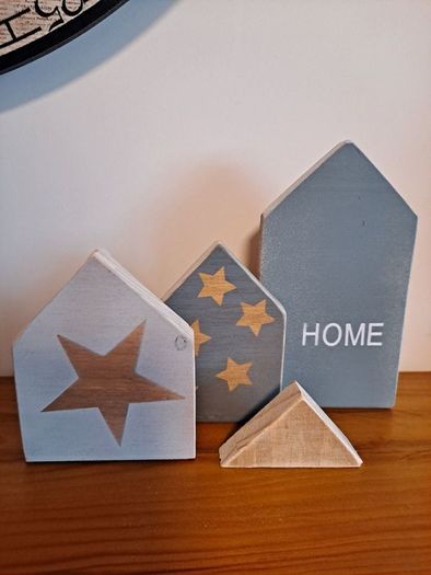 Little Houses