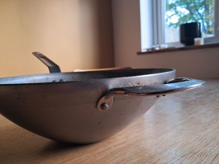 Carbon steel wok
