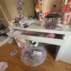 vanity desk