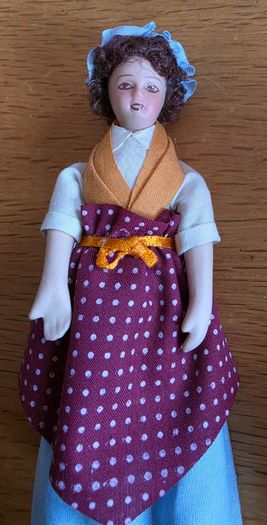 Dolls house dolls victorian style