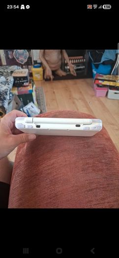 New Nintendo 2DS XL lavender