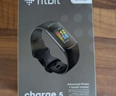 Fitbit Charge 5