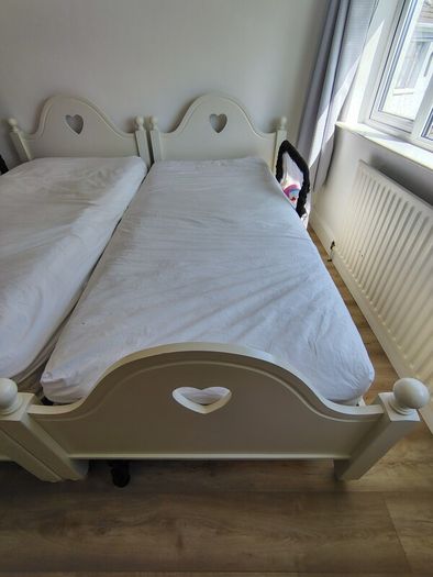 2 x child beds with mattresses