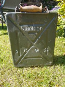 Saving Private Ryan German Mortar munitions box prop 1998