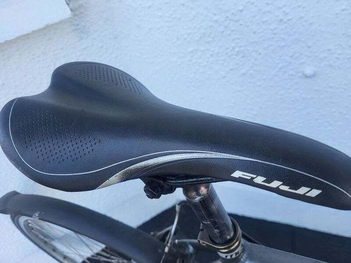 Hybrid Style Gents Xl Bike No Offers