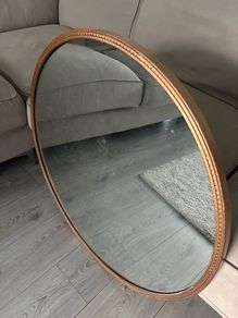 Free mirror