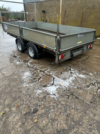 Ifor William